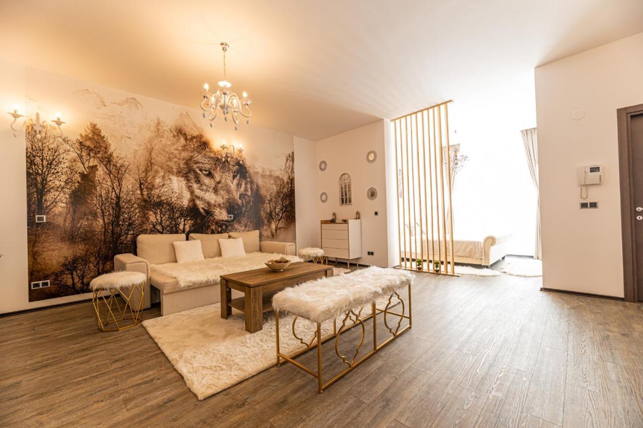 Aki Studio Silver Mountain פויאנה ברשוב מראה חיצוני תמונה